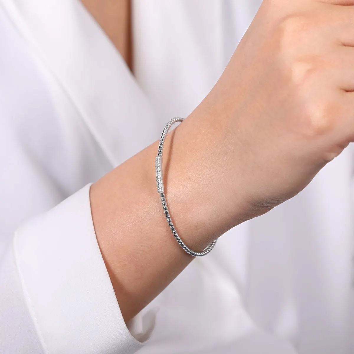 14K White Gold Bujukan Cuff Bracelet with Diamonds - BG4119-62W45JJ