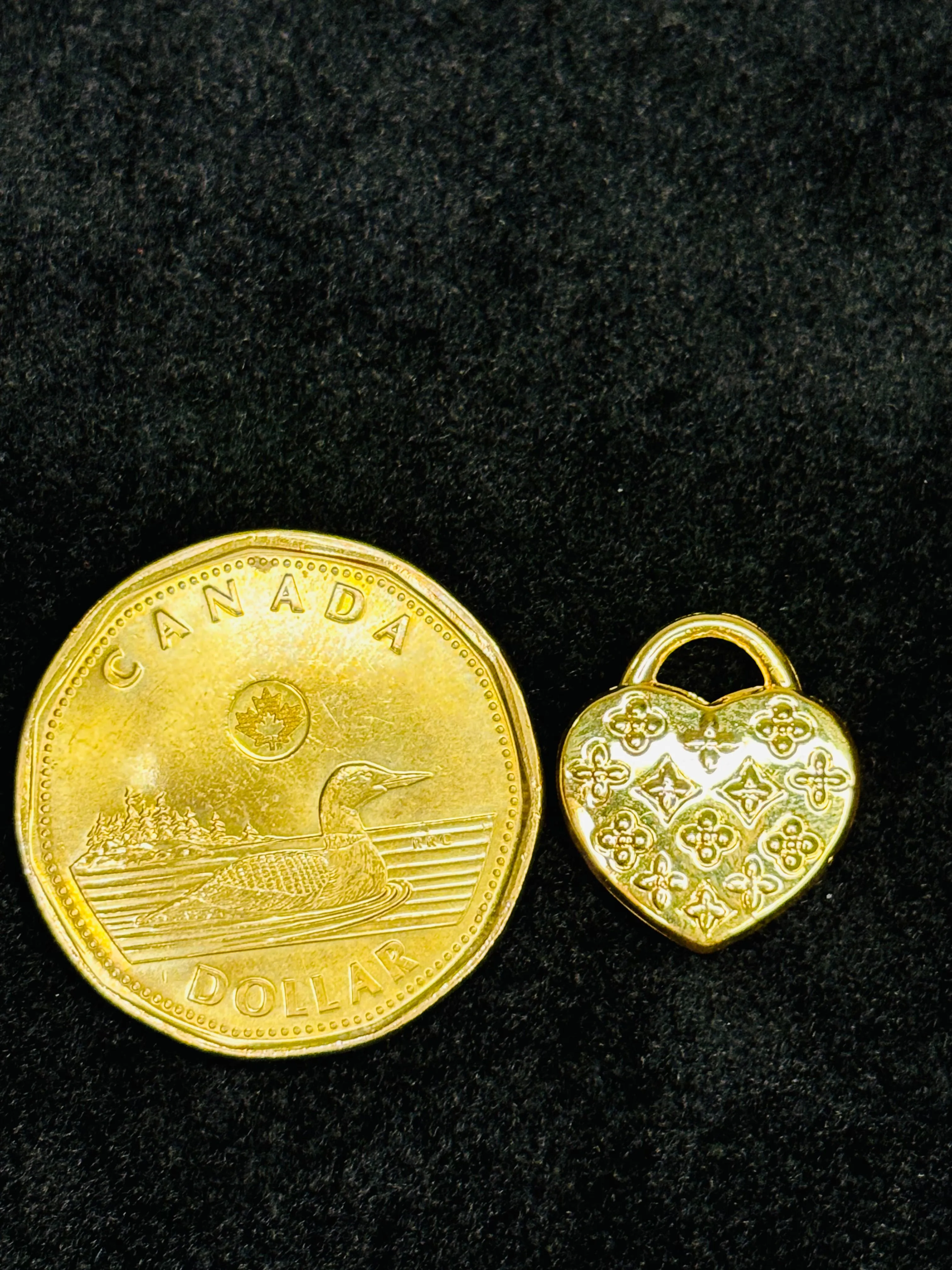 18K Gold Heart Pendant