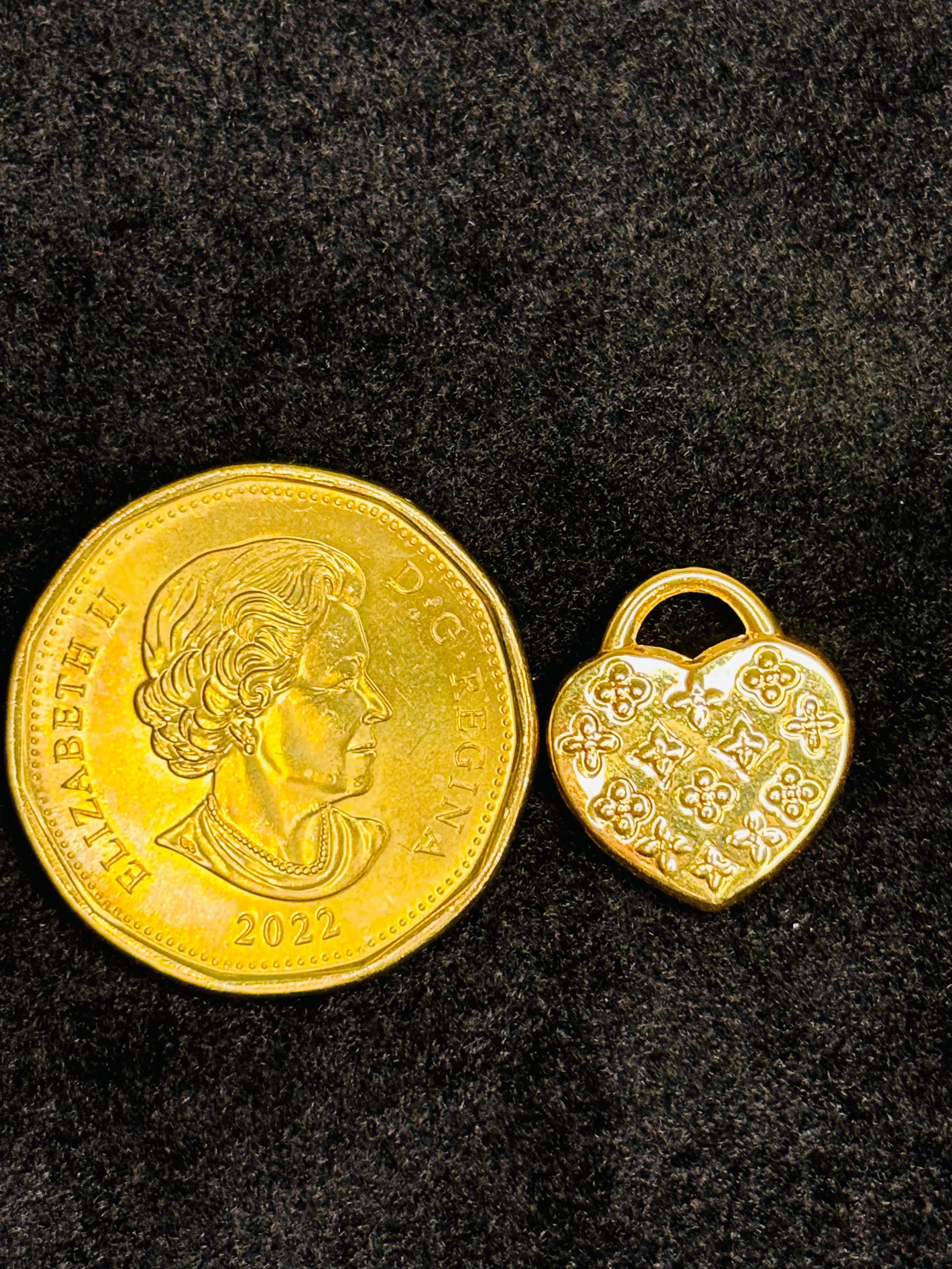 18K Gold Heart Pendant