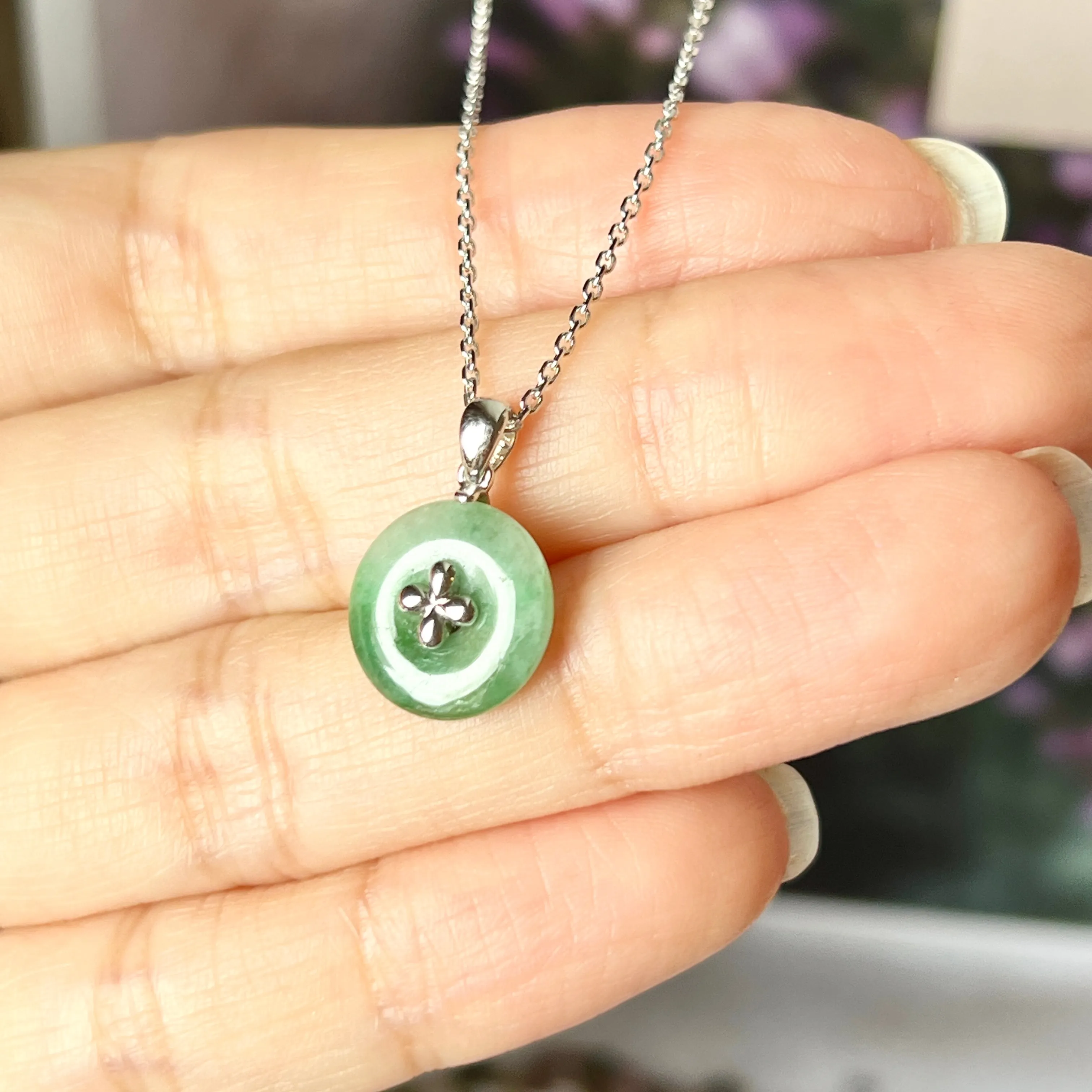 A-Grade Imperial Green Jadeite Donut Pendant (Lilac Flower) No.172099