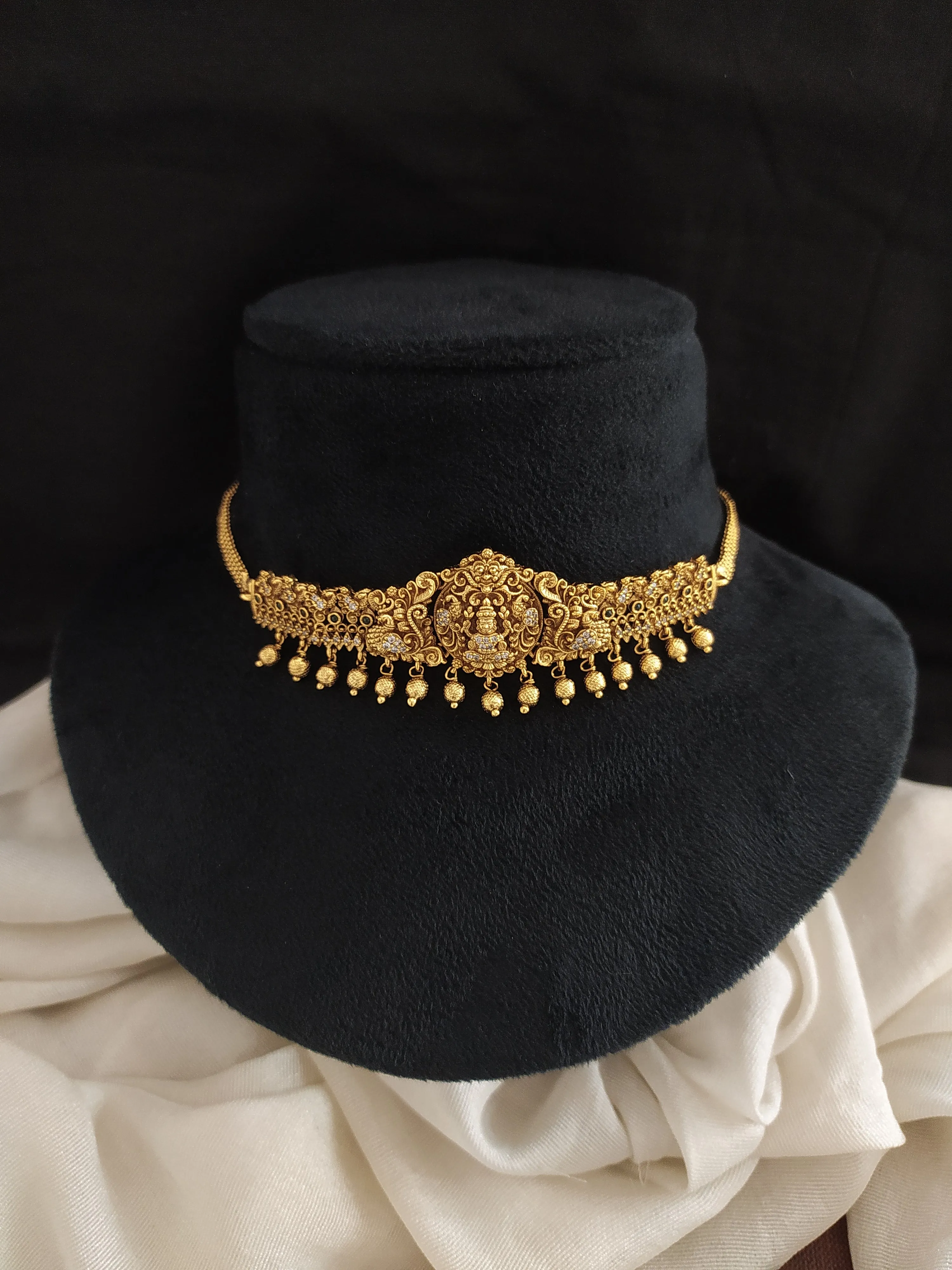 Antique Simple Lakshmi Choker Set with Matching Studs – Nakshi Work & Zircon Stones
