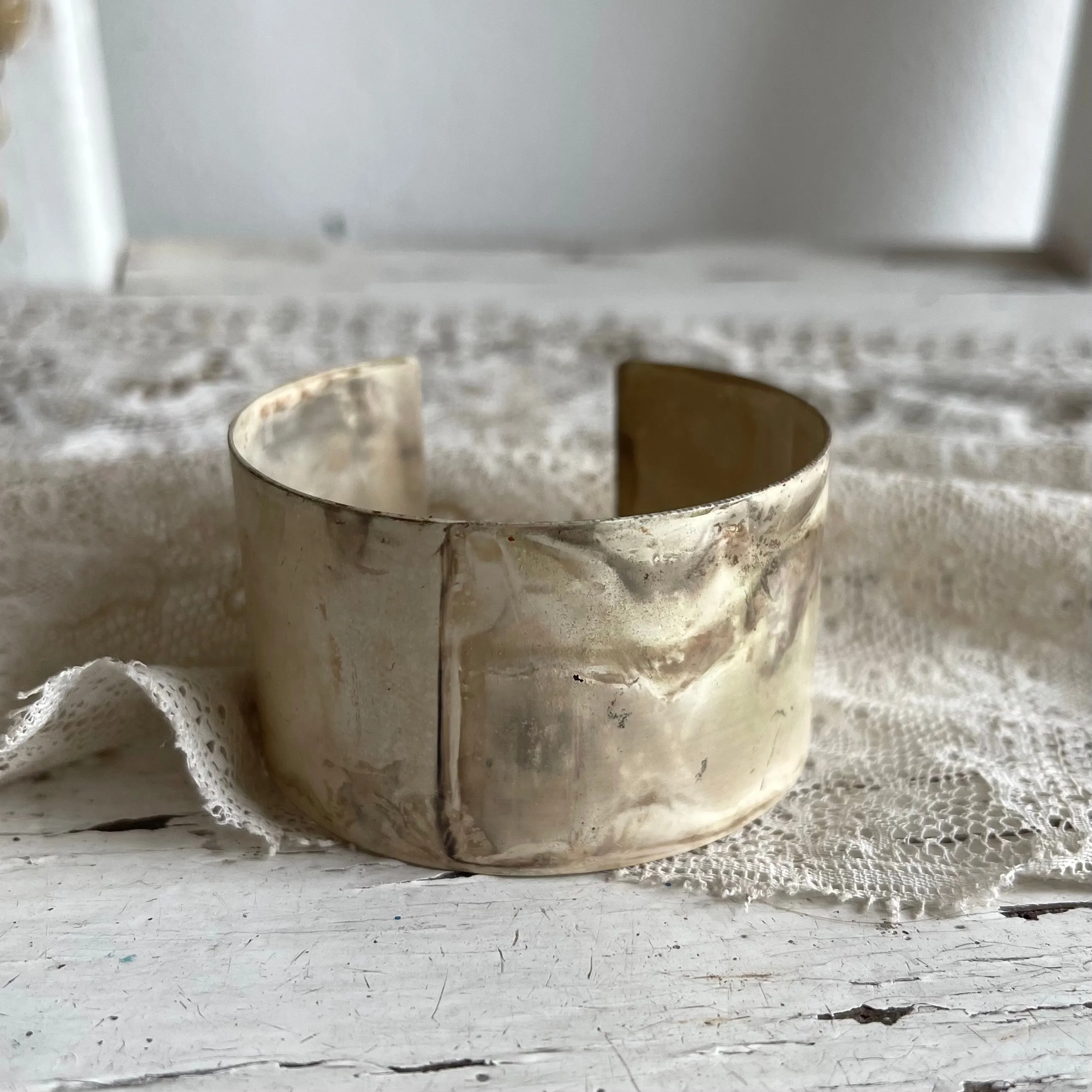 'Arena' bracelet cuff | Oxidized copper