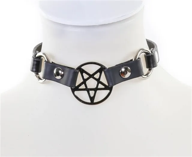 ASTAROTH PENTAGRAM WITH RINGS CHOKER