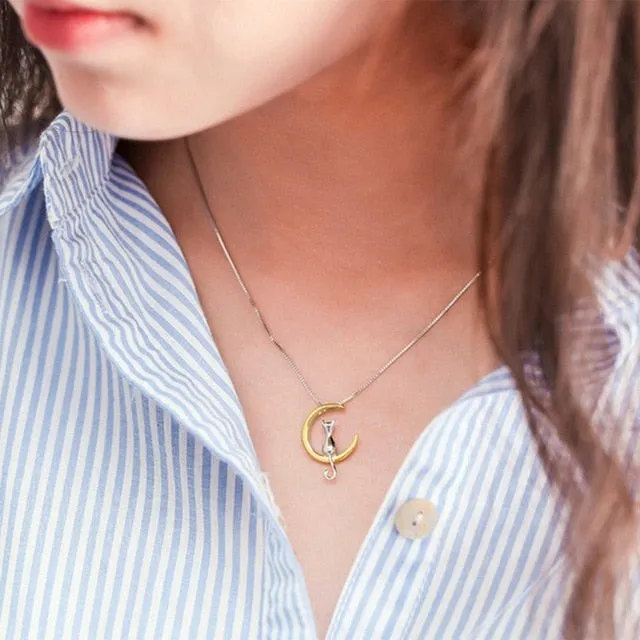 Beautiful Cat Moon Necklace
