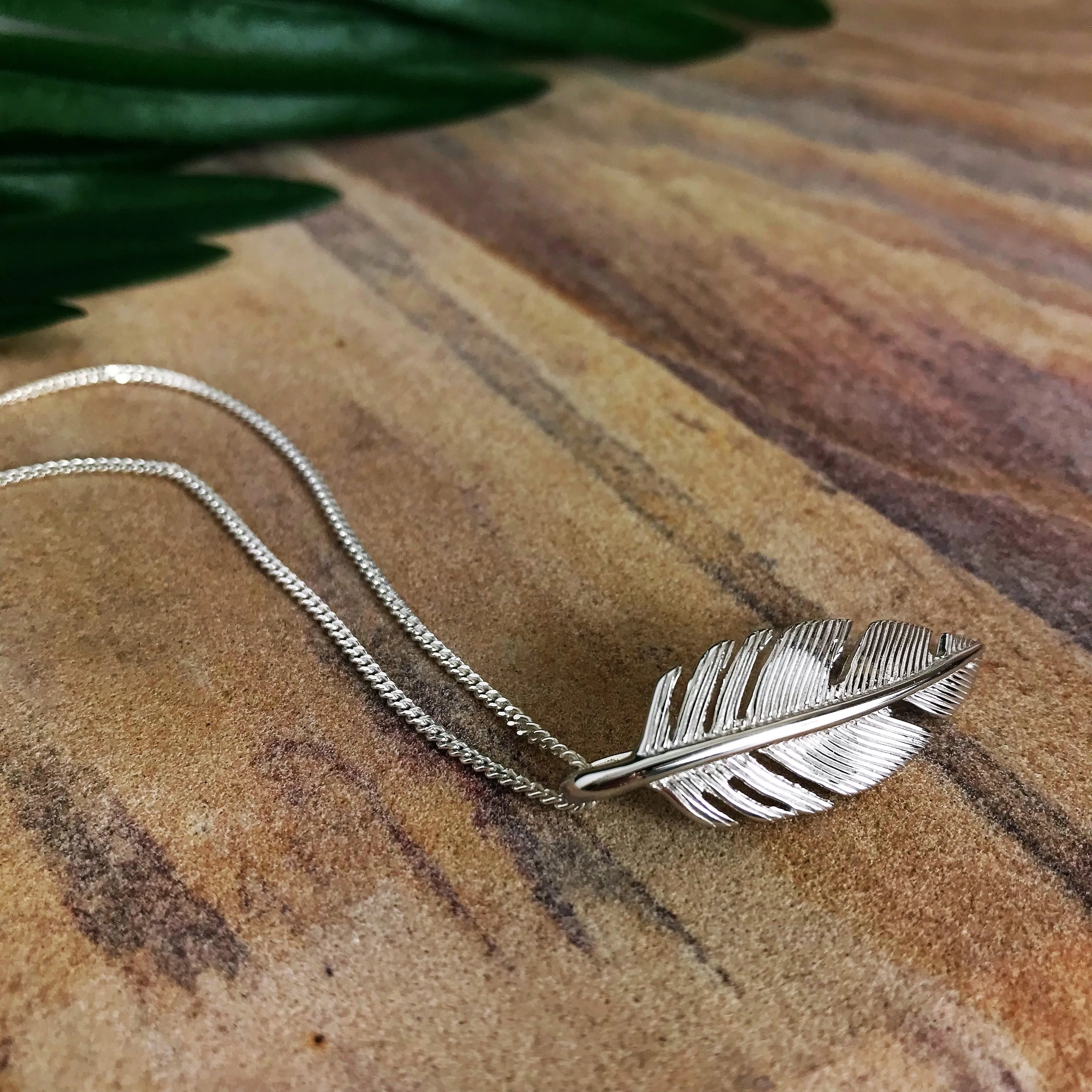 Birdwatcher Pendant - VP2662