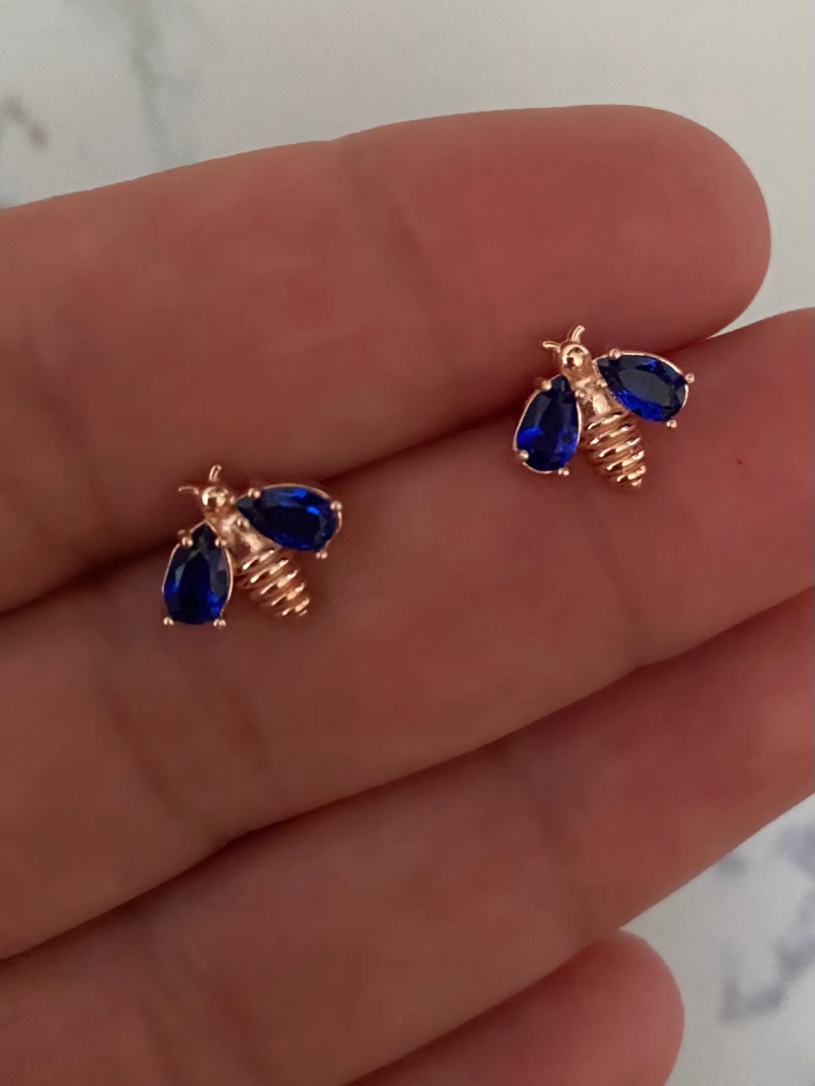 Busy bee studs