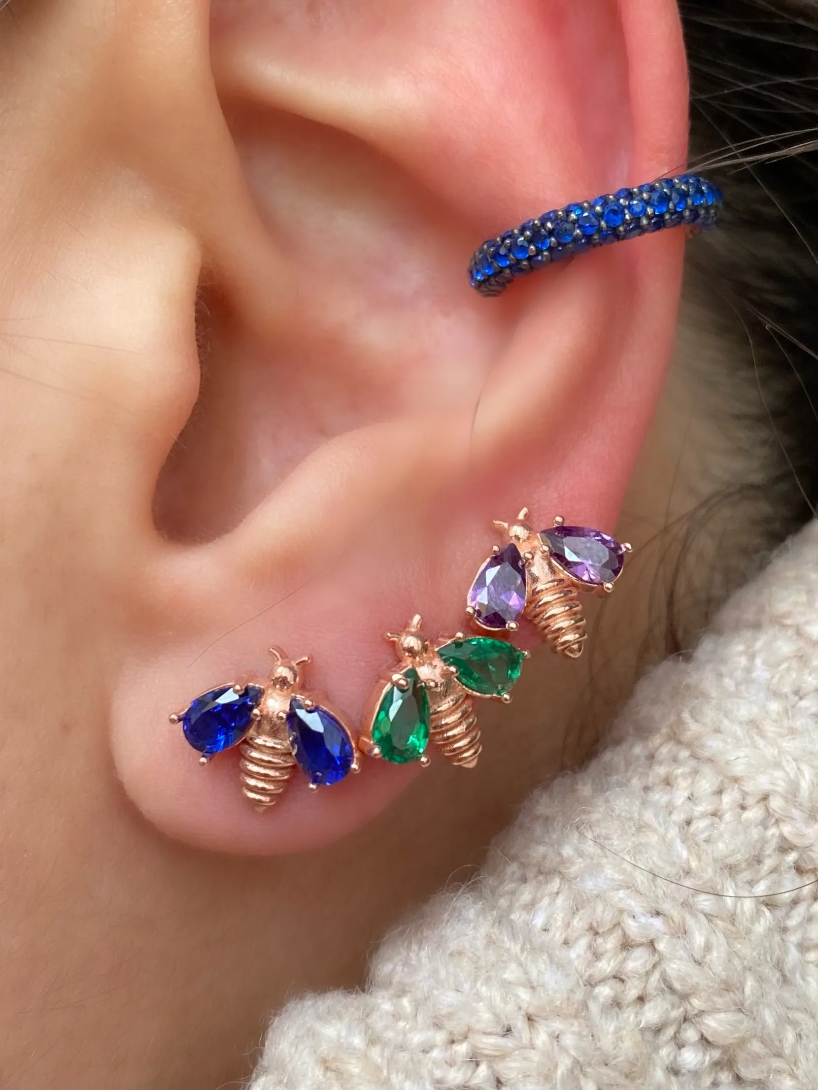 Busy bee studs