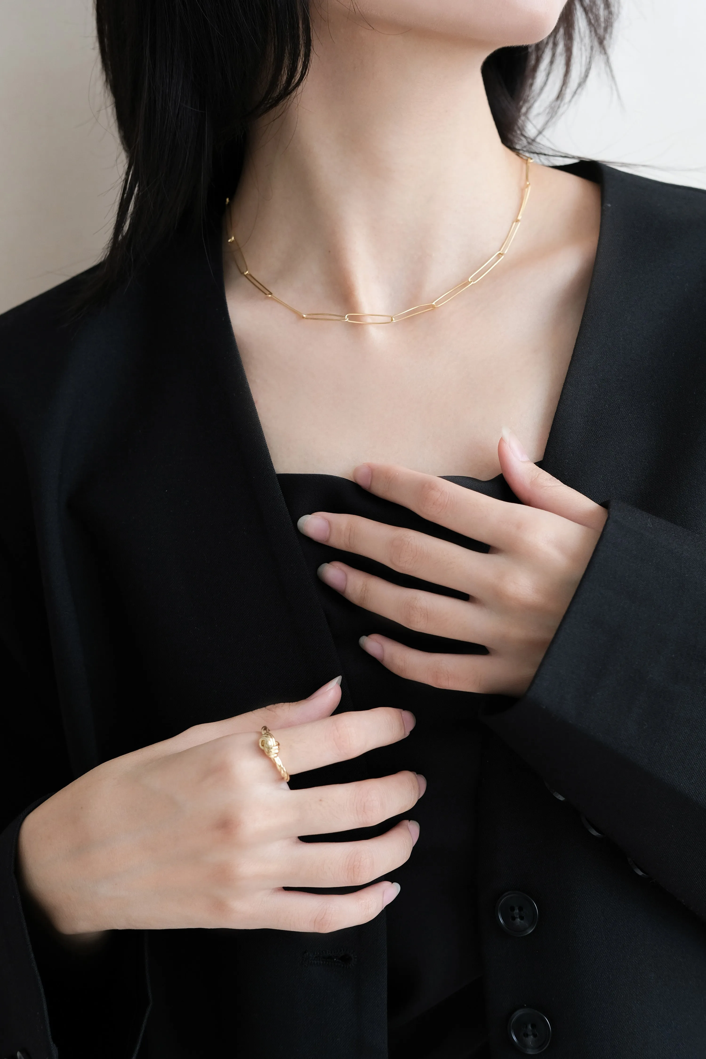 Clip choker
