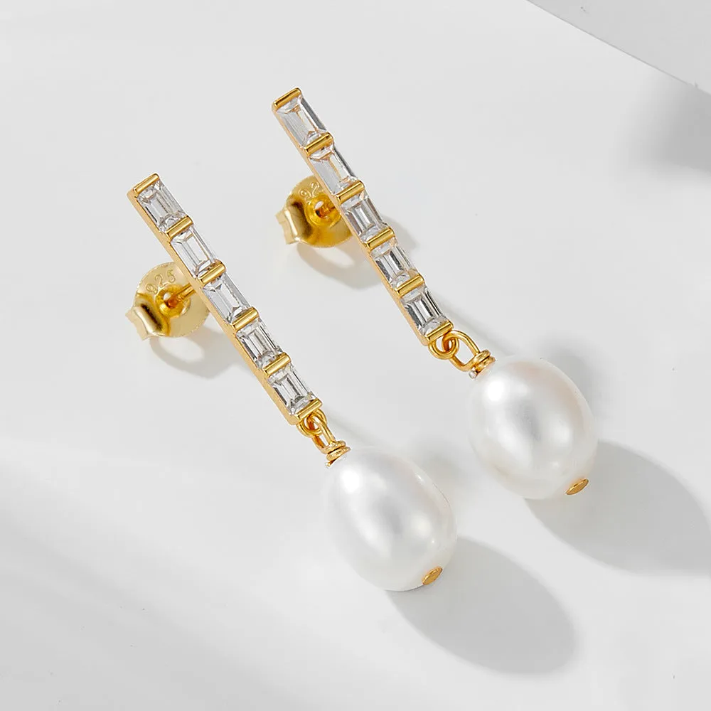 Exquisite Freshwater Pearl Dangle Earrings
