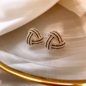 Exquisite Zircon Small Triangle Ear Studs for Women Geometric Pearl Heart Shape Earrings Fashion Party Jewelry Gifts