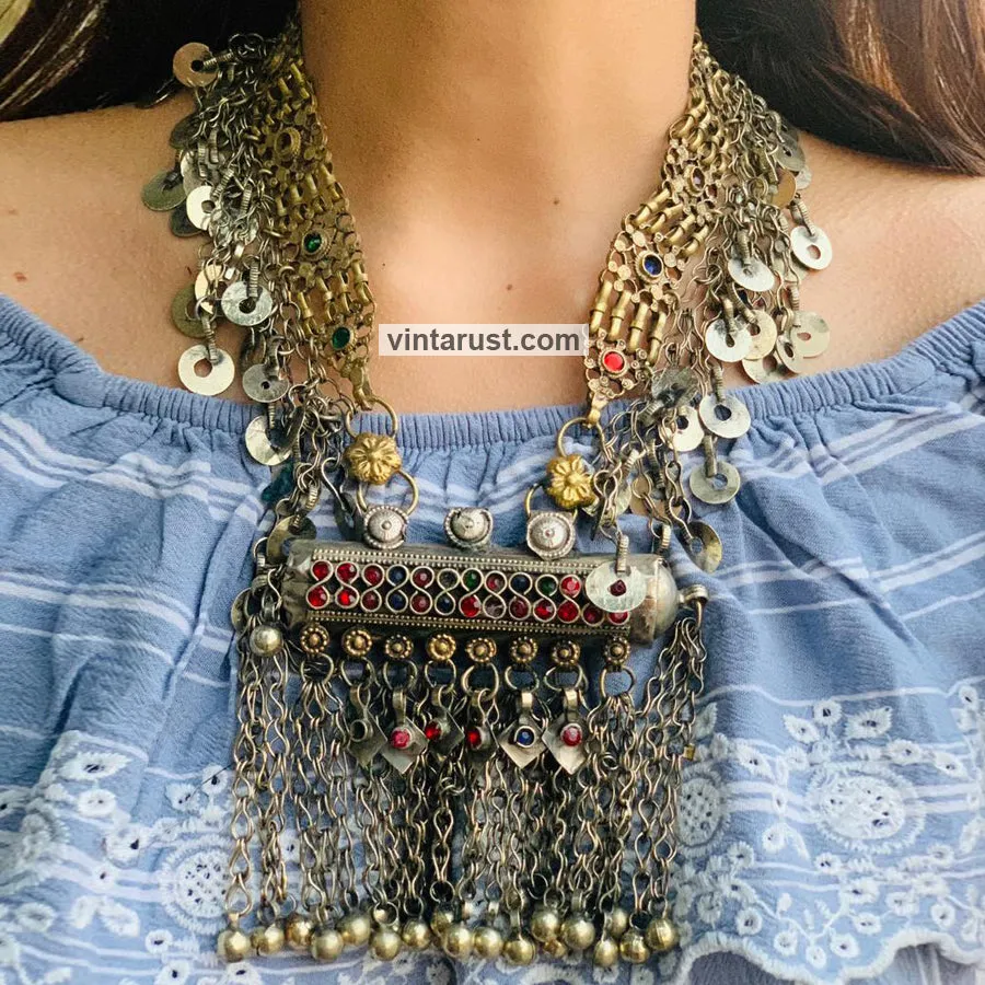 Gypsy Big Pendant Necklace With Dangling Tassels