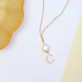 Long Pearl Moon