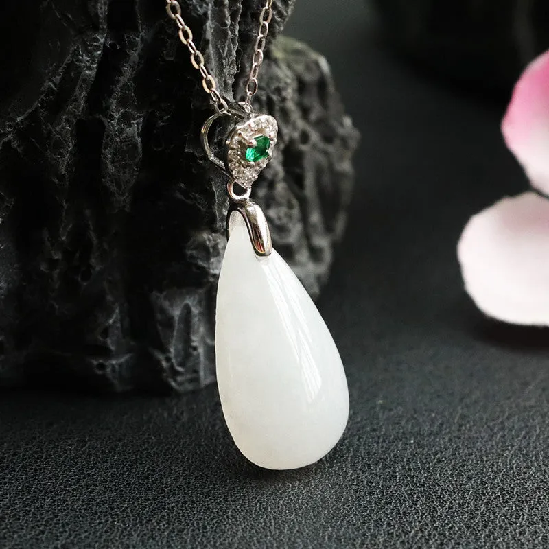 Love Necklace Jewelry with Hetian Jade and Zircon Insets