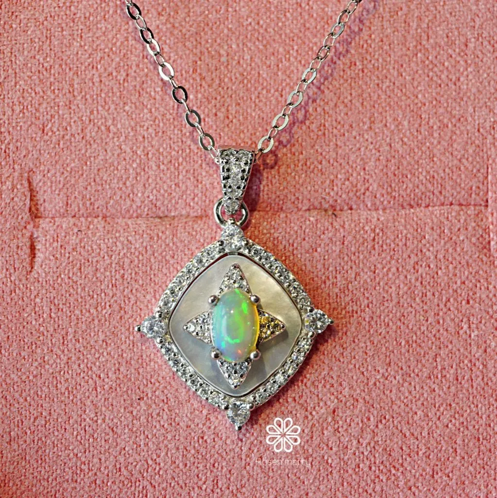 Natural Opal Pendant Necklace Sterling Silver925.
