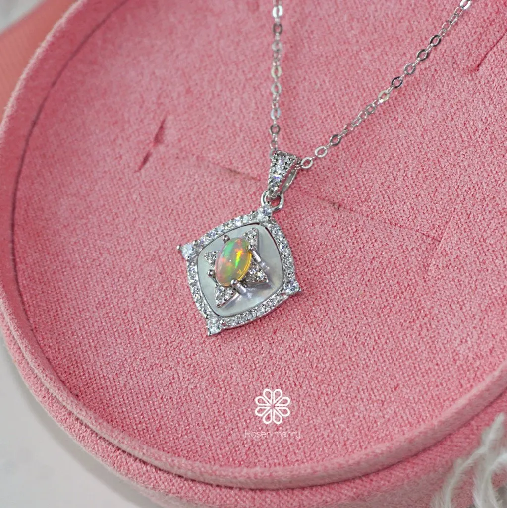 Natural Opal Pendant Necklace Sterling Silver925.
