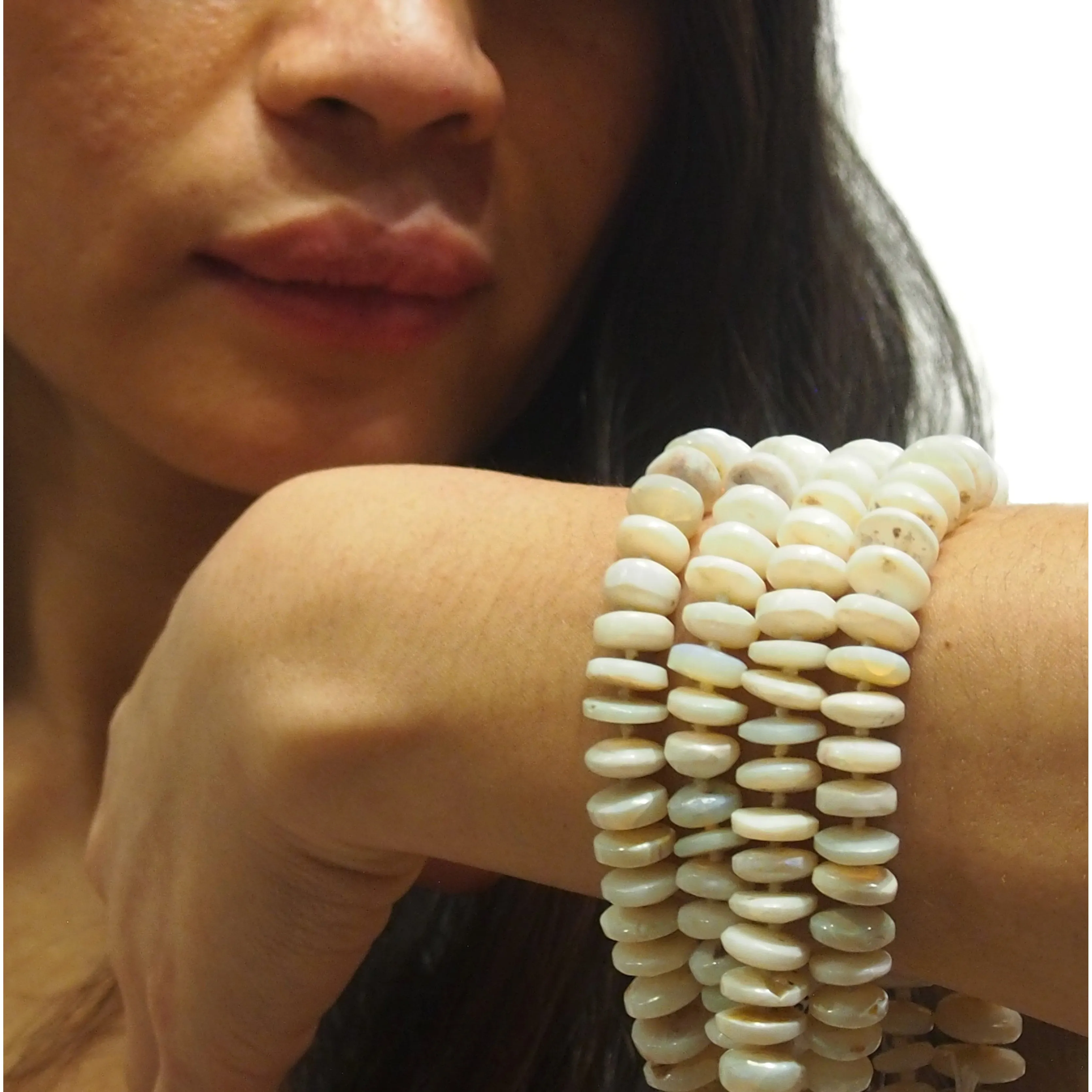 Opal Australian Raw White Disc Strand