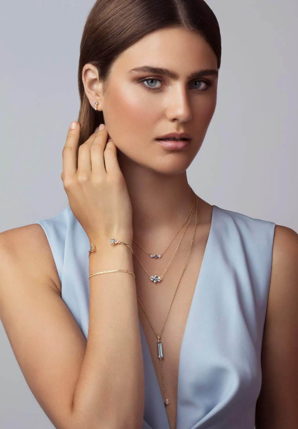 Pendulum Necklace - Sky blue topaz & blue sapphire