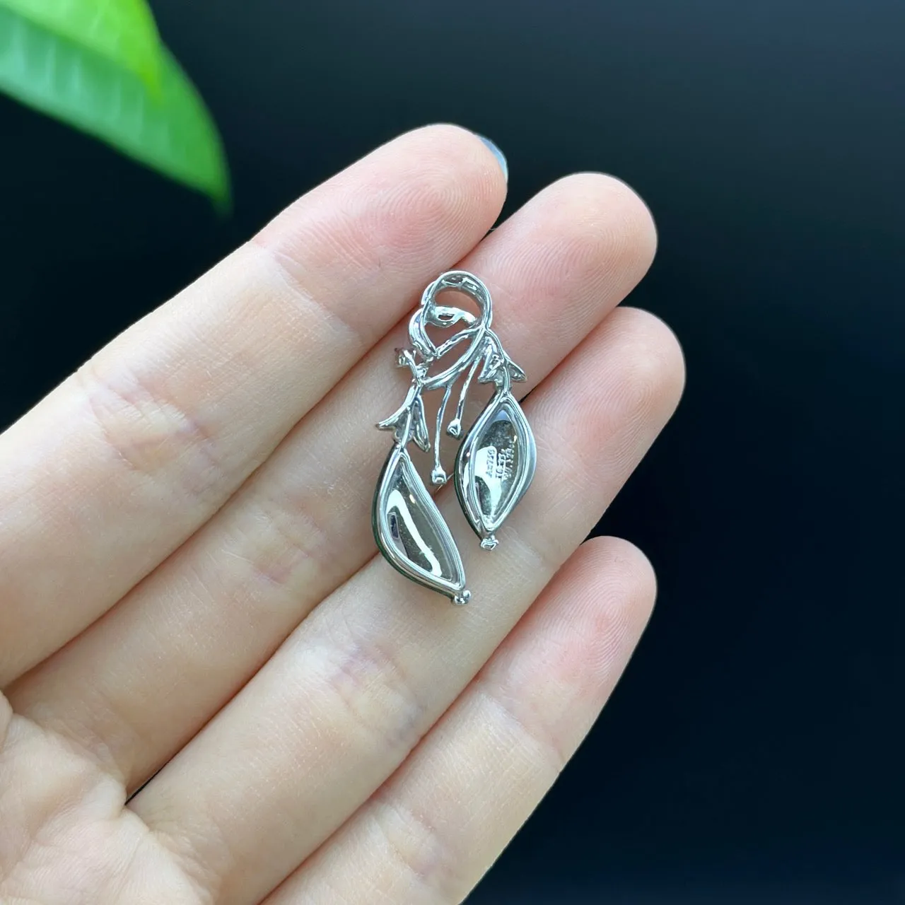 RealJade 18k White Gold Genuine Green Jadeite Jade Pendant