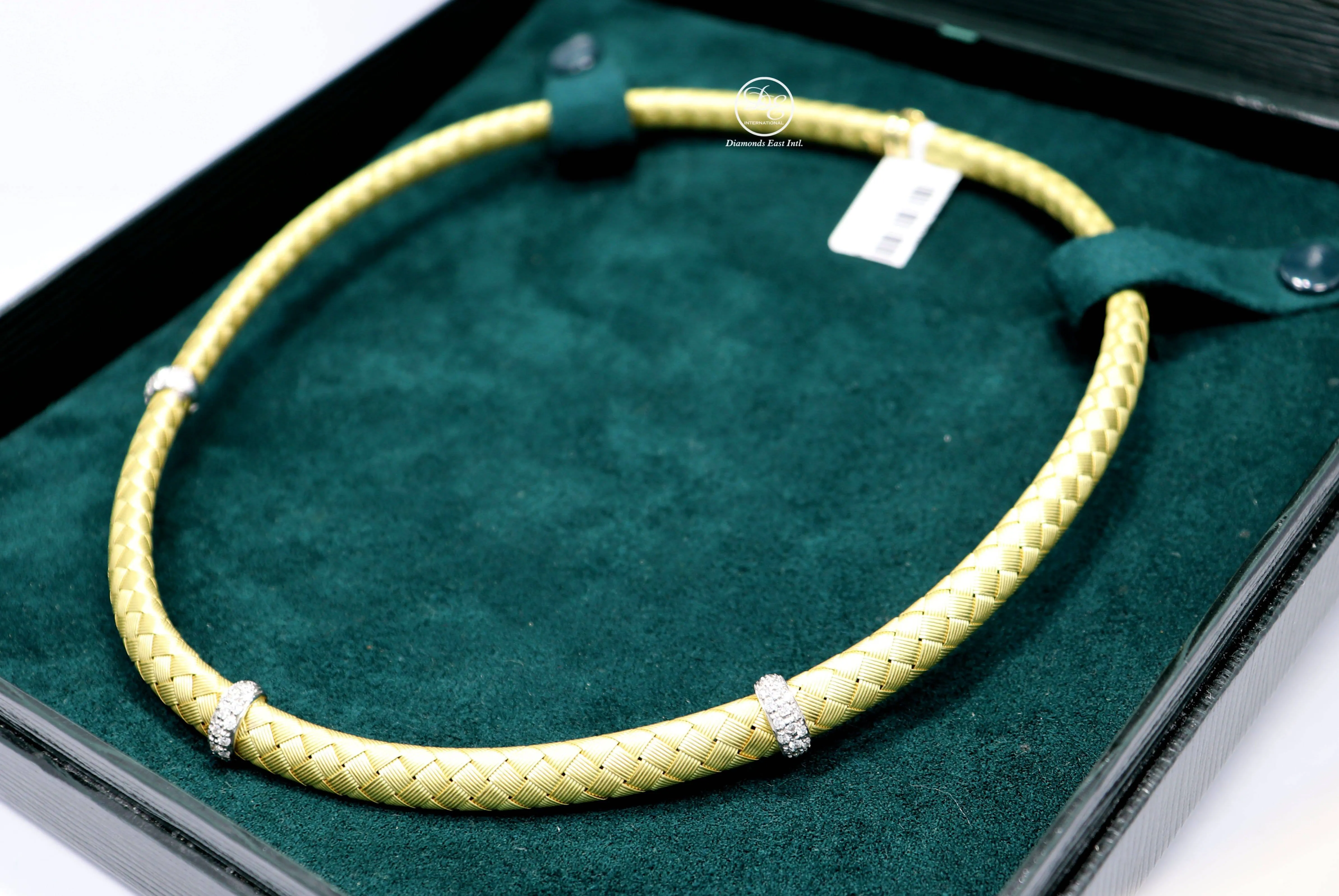 Roberto Coin Woven Silk 18k Yellow Gold 0.50ctw Diamond Choker Necklace Sapphire Clasp