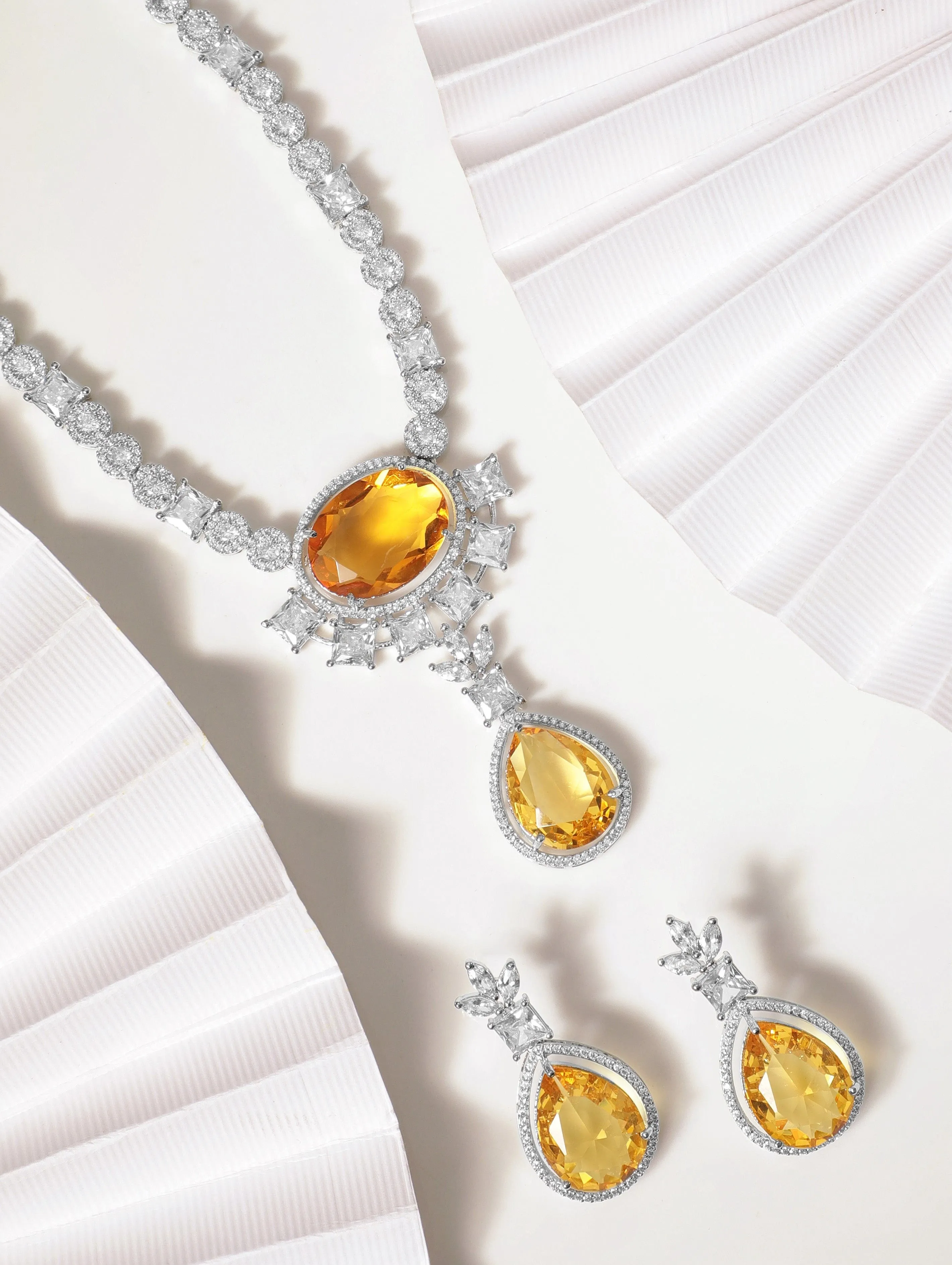 Rubans Rhodium-plated Yellow Sapphire Teardrop Pendant Zirconia Pendant Necklace Set