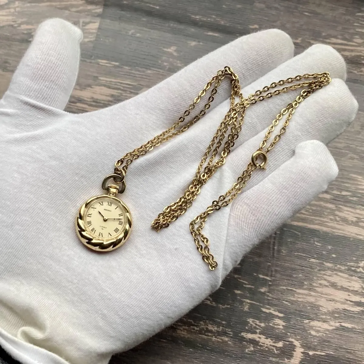 Seiko Pocket Watch 1965 23mm Pendant Watch Vintage with Chain