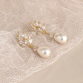 White Pear Pearl Gold Cubic Zirconia Dangle Earrings