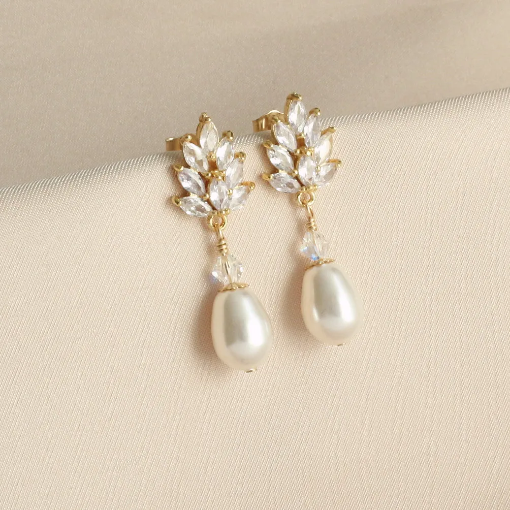 White Pear Pearl Gold Cubic Zirconia Dangle Earrings